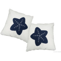 Anne Home - Set of 2 White Pillows with a Blue Star