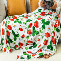 Famitile Strawberry Blanket Cute Soft Lightweight Strawberry Flannel Throw Blanket For Bed Couch Sofa Sweet Fruit Fuzzy Blanket All Season Gifts For Girls Women (Strawberry, 50""X60"")