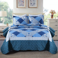 Honeilife California King Quilt 120X120-3 Pcs Oversized King Bedspreads, Extra Large Quilt Sets All Season Use,Rustic Bedding Sets King Size,Reversible Coverlet Microfiber Bed Quilts, Blue