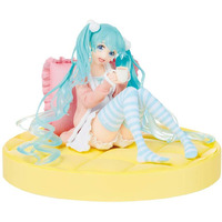 Taito Original Casual Clothes 4.7"" Hatsune Miku Action Figure