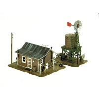 Life-Like Trains Ho Scale Building Kits - Western Homestead