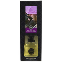 Bridgewater Candles Reed Diffuser Fragranced Oil Room Air Freshener-Kiss In The Rain