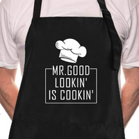 Rosoz Funny Bbq Black Chef Aprons For Men, Mr Goodlookin' Is Cookin', Adjustable Kitchen Cooking Aprons With Pocket Waterproof Oil Proof Fathers Day/Birthday