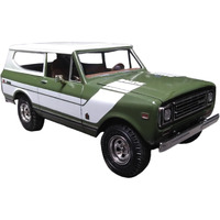 Skill 2 Model Kit IH International Harvester Scout II 1/25 Scale Model by AMT