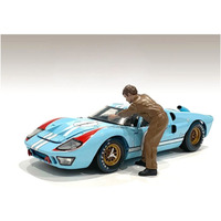 "Race Day 1" Figurine V for 1/24 Scale Models by American Diorama
