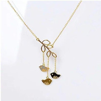 We R Family Necklace Includes 3 Birds Together(D0102HEYS0G.)