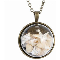 BEACH GIRL Sea Shells In Glass Locket Pendant Necklace(D0102HEYSAG.)