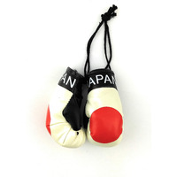 Red Hat Ent Hanging Car Mirror Mini Boxing Gloves (Japan)