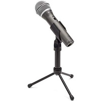 Samson Technologies Q2U Usbxlr Dynamic Microphone Recording And Podcasting Pack (Includes Mic Clip  Desktop Stand  Windscreen And Cables)  Silver