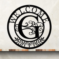 Cinpiuk Initial Welcome Sign  12 Inch Metal Monogrammed Sign Farmhouse Front Door Porch Sign Wall Art Decor  Monogram Gift Rustic Welcome Wreath Hanging Ornament For Indoor Outdoor  G