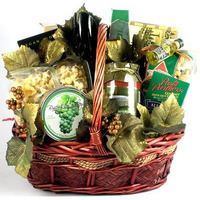 Gift Basket Village: Viva Italiano Deluxe - Gourmet Pasta, Sauce, Crackers, & Kitchen Essentials