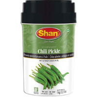 Shan Chili Pickle 35.27 Oz (1000G) - Hot And Tangy Chilies Pickled In Oil - Rich Blends Of Spices - Perfect Accompaniment To Everyday Meals - Suitable For Vegetarians - Airtight Pet Jar