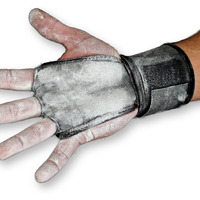 Jerkfit Wodies Hand Grips With Wrist Wraps For Weightlifting, Pull-Ups, Cross Training, Wods, And Gymnastics, Prevent Blisters And Rips, For Men And Women (Black, Small, Pair)