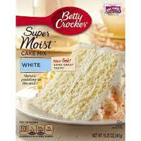 Betty Crocker Super Moist Cake Mix White - Pudding in the Mix 16.25 Oz (Pack of 4) by Betty Crocker