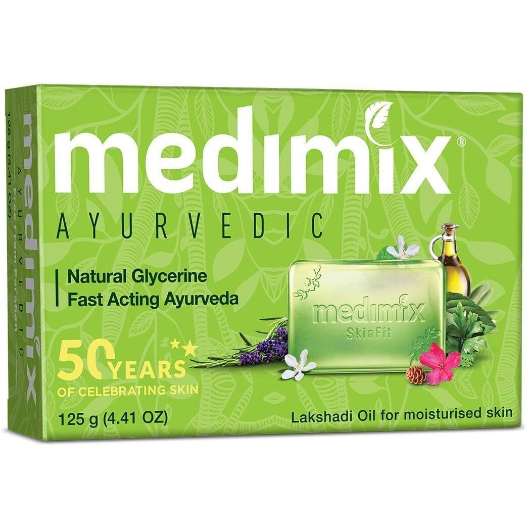 Medimix Herbal Handmade Ayurvedic Soap with Natural Glycerine With Lakshadi Oil for Dry Skin Pack of 5 (5 x 125 g)