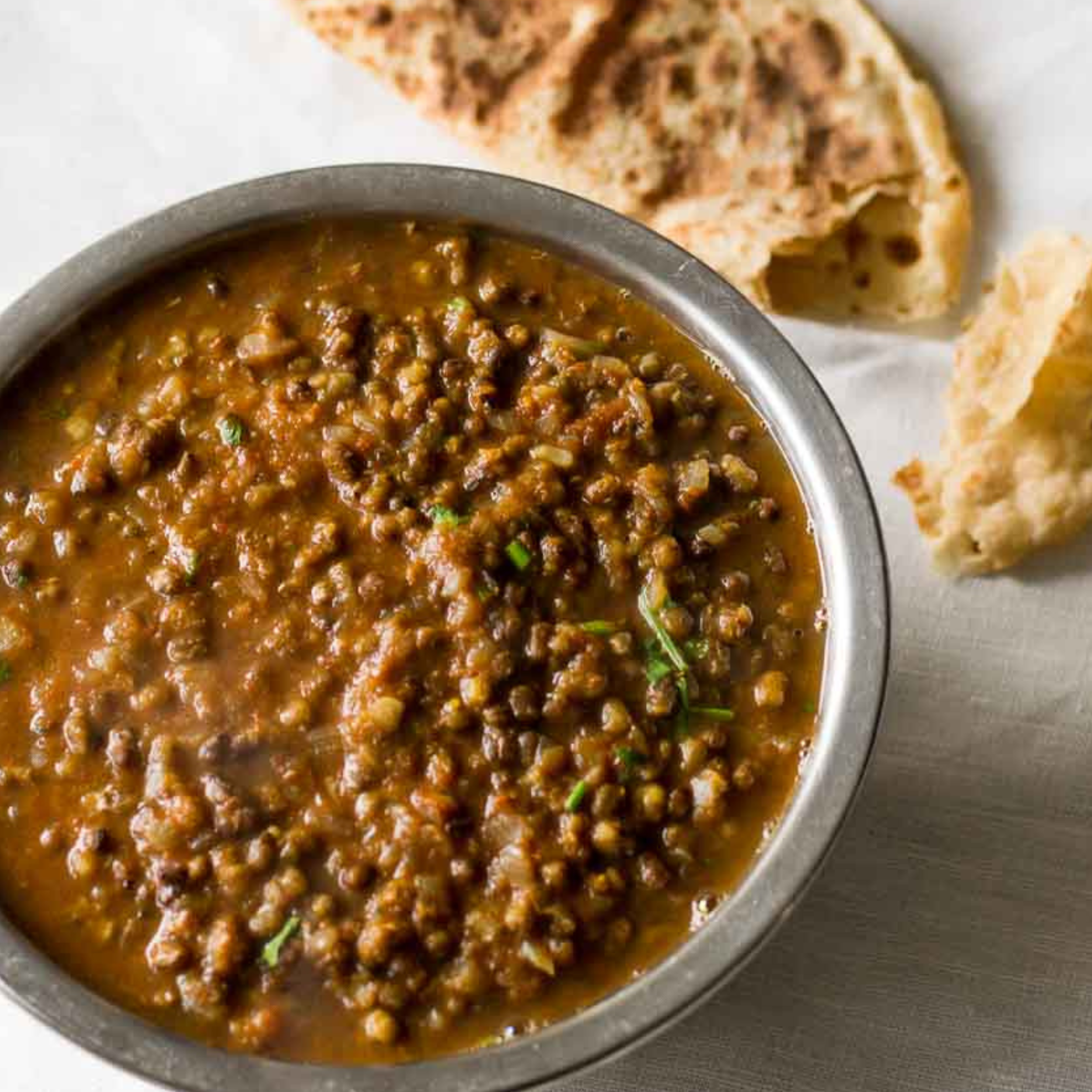Rani Urid/Urad Whole Black (Matpe Beans with Skin) Indian Lentils 400oz (25lbs) 11.36kg Bulk Box ~ All Natural, Gluten Friendly, Non-GMO, Kosher, Vegan, Indian Origin (Size 400oz (25lbs) 11.36kg)