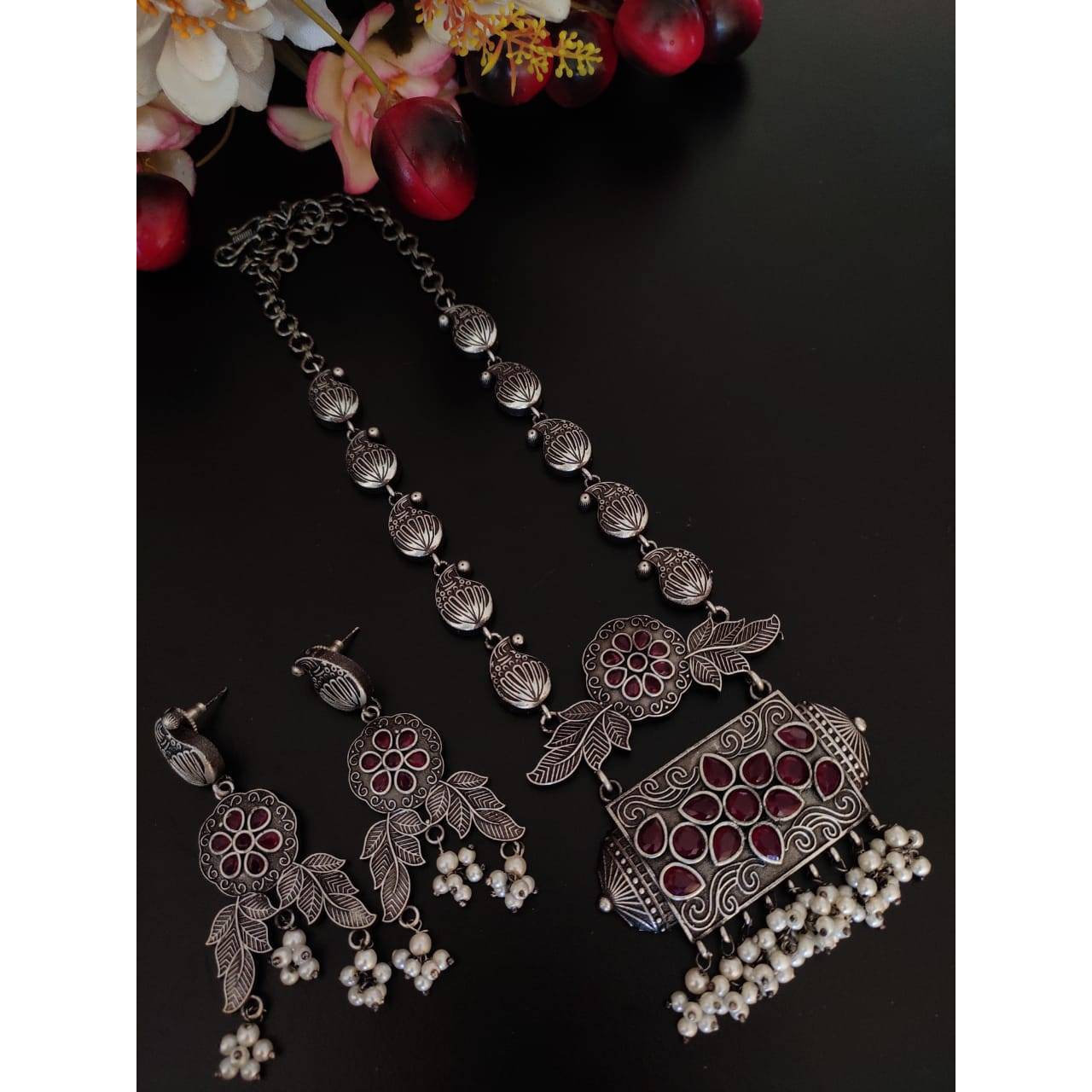 Silver look long necklace set, Indian jewelery, temple jewelry, gifts for her, Bollywood jewellery, antique necklace, Handmade, German silve