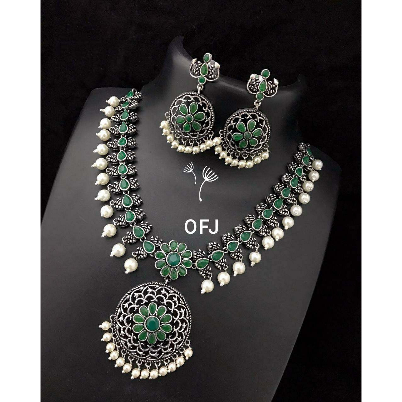 Indian Stone and pearl jewelry set, Indian ethnic traditional jewelry set, temple jewelry, kemp jewelry, antique German silver set,gypsy