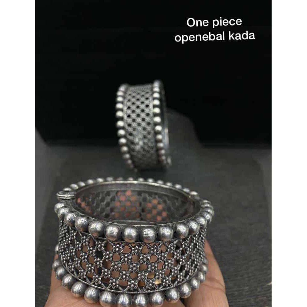 Traditional Rajasthani Silver Kada Bracelet, Broad Silver Kada, Handmade Bracelet, Party wear Silver Stud Kada, Black Polish Kada