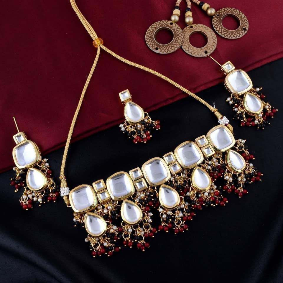 Kundan Choker Set with Earring and maangtika Indian Jewellery