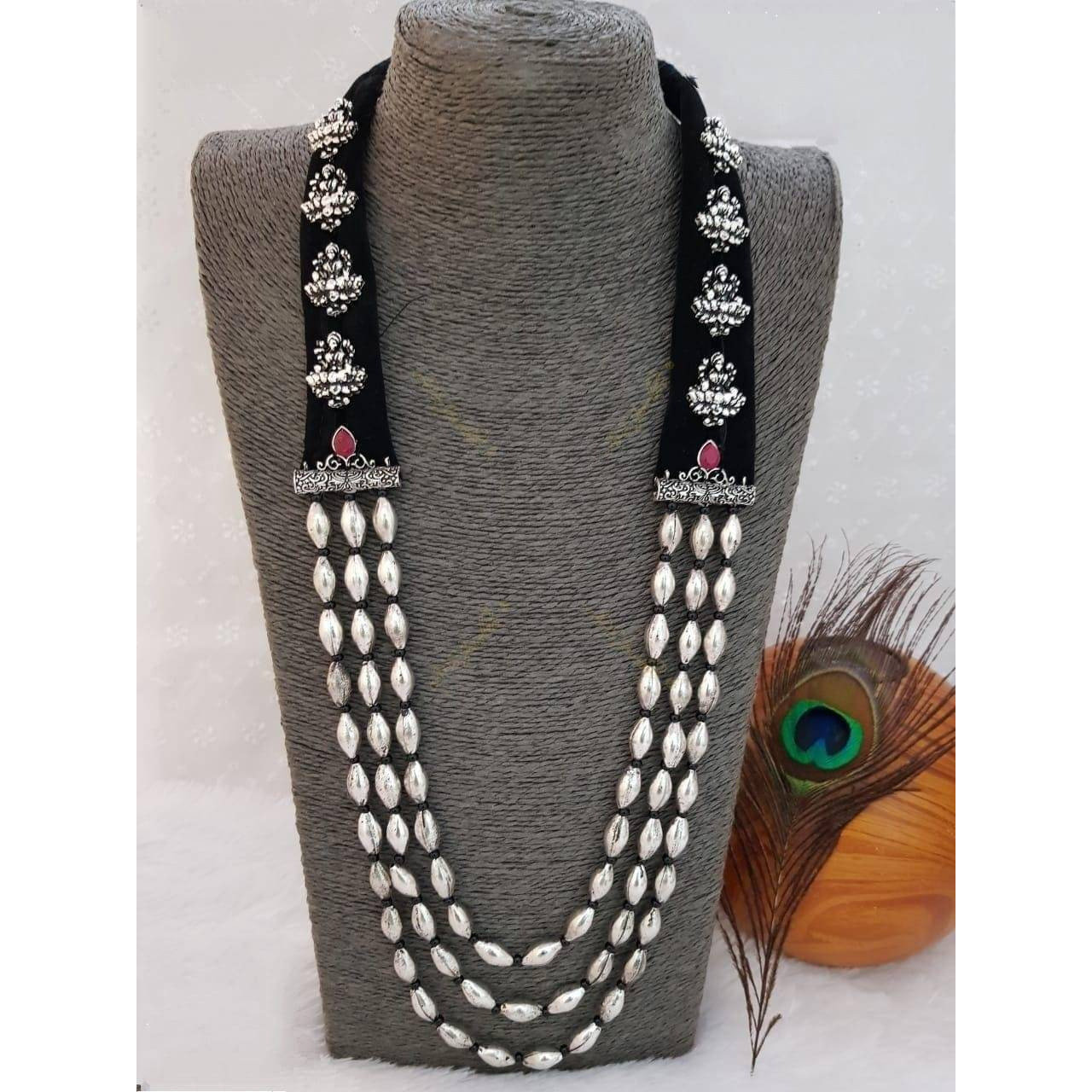 Best for gifting and for personal use Combine this jewelry with a matching dress and be the limelight of every occasion. This Indian Ethnic Jewelry comes with high-quality polish for a long lasting finish. It is easy to see why Indian Ethnic German Silver Oxidized Set has gained popularity. Not only does it have a unique look but it is versatile and cost-effective in comparison to purer metals like gold and silver. Oxidized metal comes in myriad patterns with stonework, delicate carving, and en