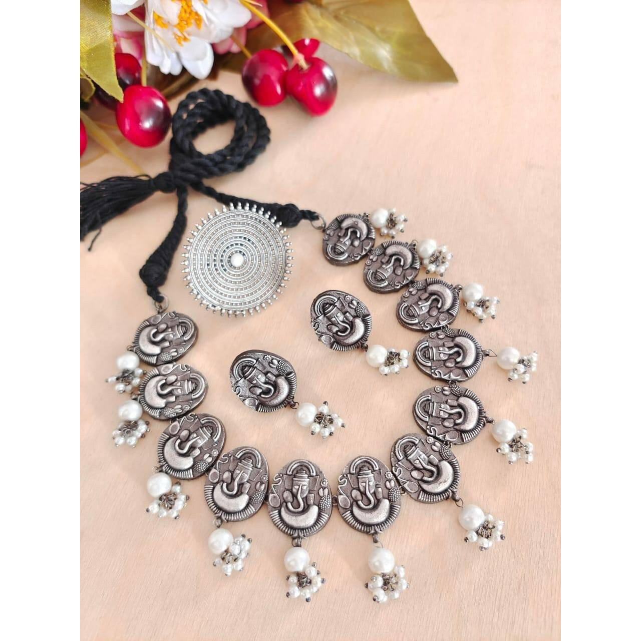 Add charm and charisma to your beautiful personality with this stylish and trendy SLA oxidized bangles for girls or women. Made up of high-quality stuff, it is an IDEAL GIFT for any occasion for your loved ones it will surely make a memorable impression. Perfect gift for girls, women, girlfriend. You can pair it with any casual, semi-formal, or informal attire, and gather compliments for unique and classy choice. It is ideal for both casual and formal occasions.Vastrabhushan is a well-known bra