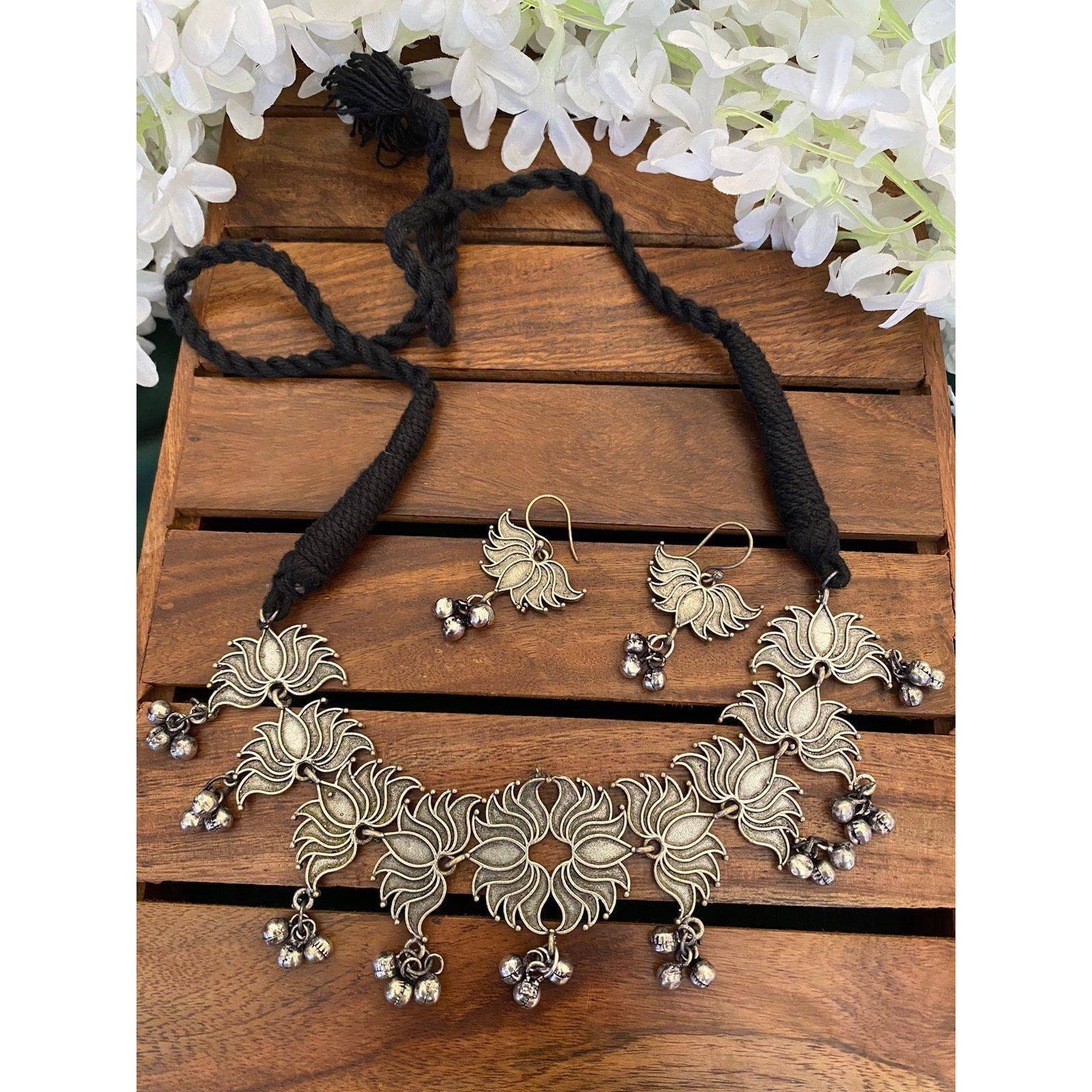 Occasion Will add luster when worn for a wedding, engagement, party, prom and any special occasion. It will enhance special days like Valentine's Day, Birthdays, Anniversaries, and Mother's Day.Ideal Gift Idea Perfect beautiful & memorable gift for you and your loving wife, girlfriend, sister, aunt, daughter and mom/mother/mummy.Care Instruction Avoid Heat & Chemicals Like perfume, Deo, Alcohol, etc and Clean with Dry cotton.
