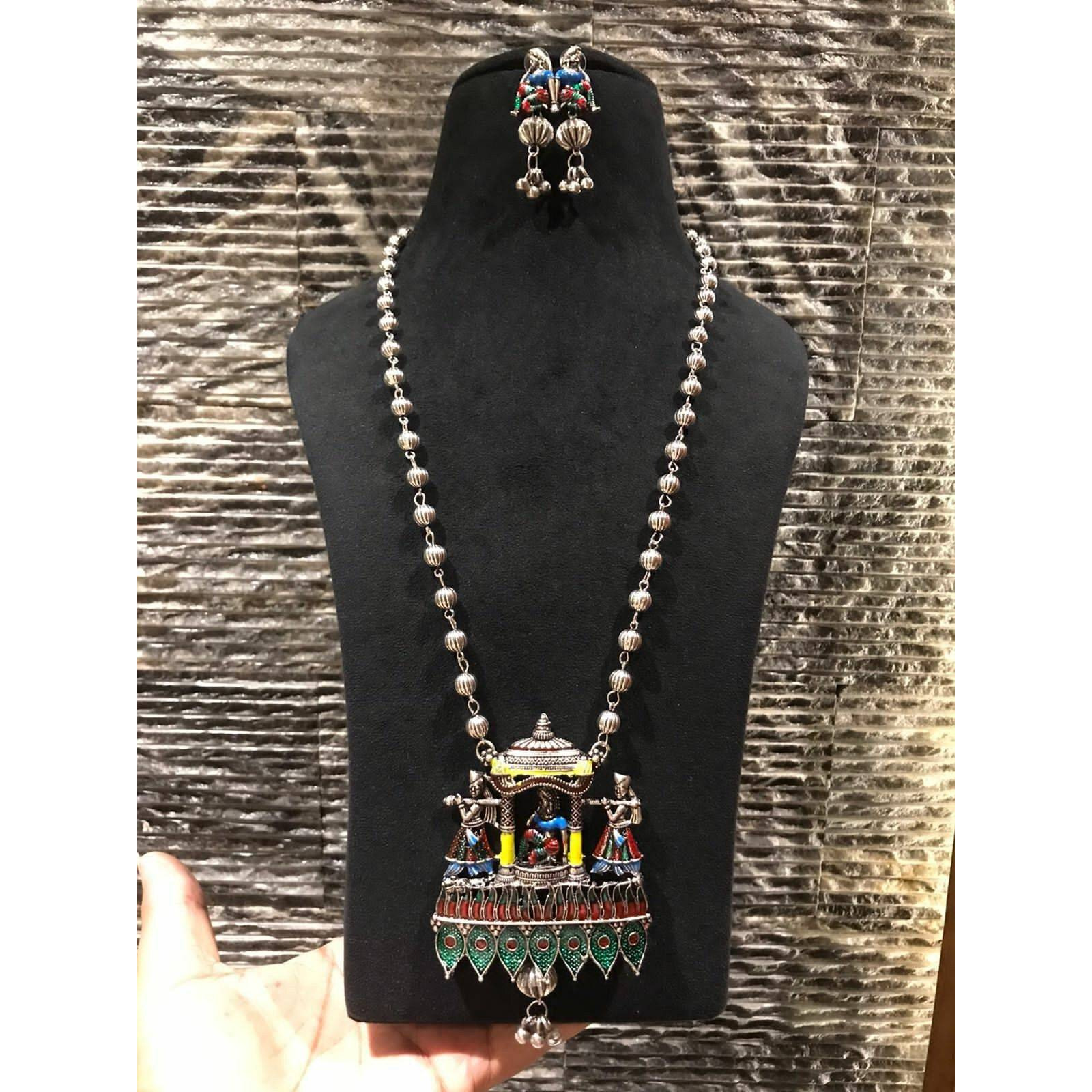 Occasion Will add luster when worn for a wedding, engagement, party, prom and any special occasion. It will enhance special days like Valentine's Day, Birthdays, Anniversaries, and Mother's Day.Ideal Gift Idea Perfect beautiful & memorable gift for you and your loving wife, girlfriend, sister, aunt, daughter and mom/mother/mummy.