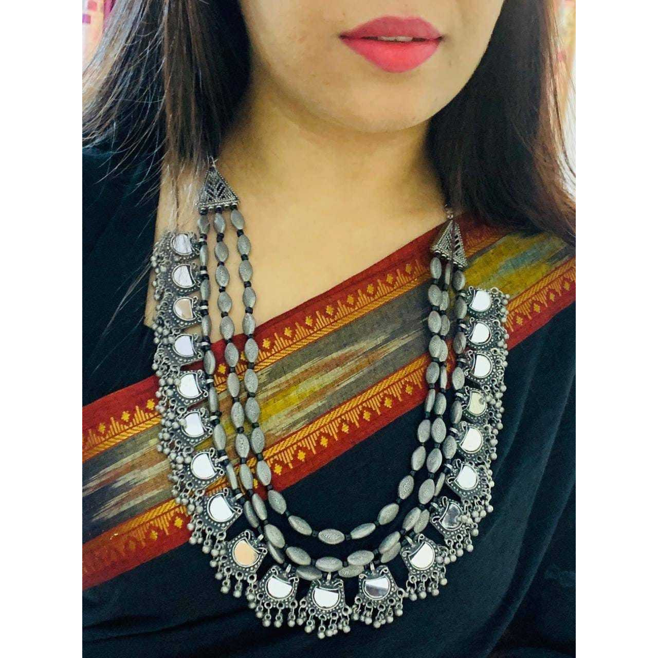 Oxidised German silver plating anklet by VASTRABHUSHAN that gives a classy look to your outfit.These Silver Oxidized Ghungroo Anklets spells delicate, classic and understated. The anklets are asserting the fact that delicate does not have to be boringThe German silver plating used when combined with the design gives a uniquely traditional look to the jewelry set. The metal is strong and long-lasting.OCCASIONWill add lustre when worn for a wedding, engagement, party, prom and any special occasio