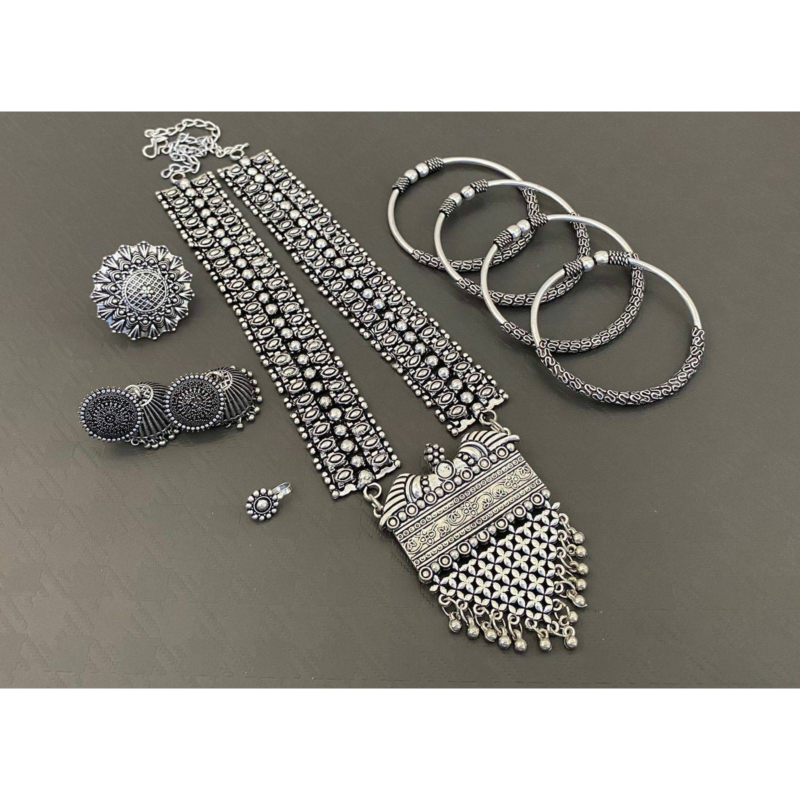 Oxidized Mirror Earrings, Indian Ethnic Long Earrings, Indian Silver Earrings, Oxidized Earrings, Earrings, Jhumki Earrings, Gifts For HerWomen love jewelry especially traditional jewelry fascinates women. So, Vastrabhushan has brought an amazing range of designs in jewelry that will sweep you off These current oxidized earrings are the latest and greatest in jewelry. Make your moment memorable with this range of earrings.DetailsHandmade itemDispatches from a small business in IndiaLocation E