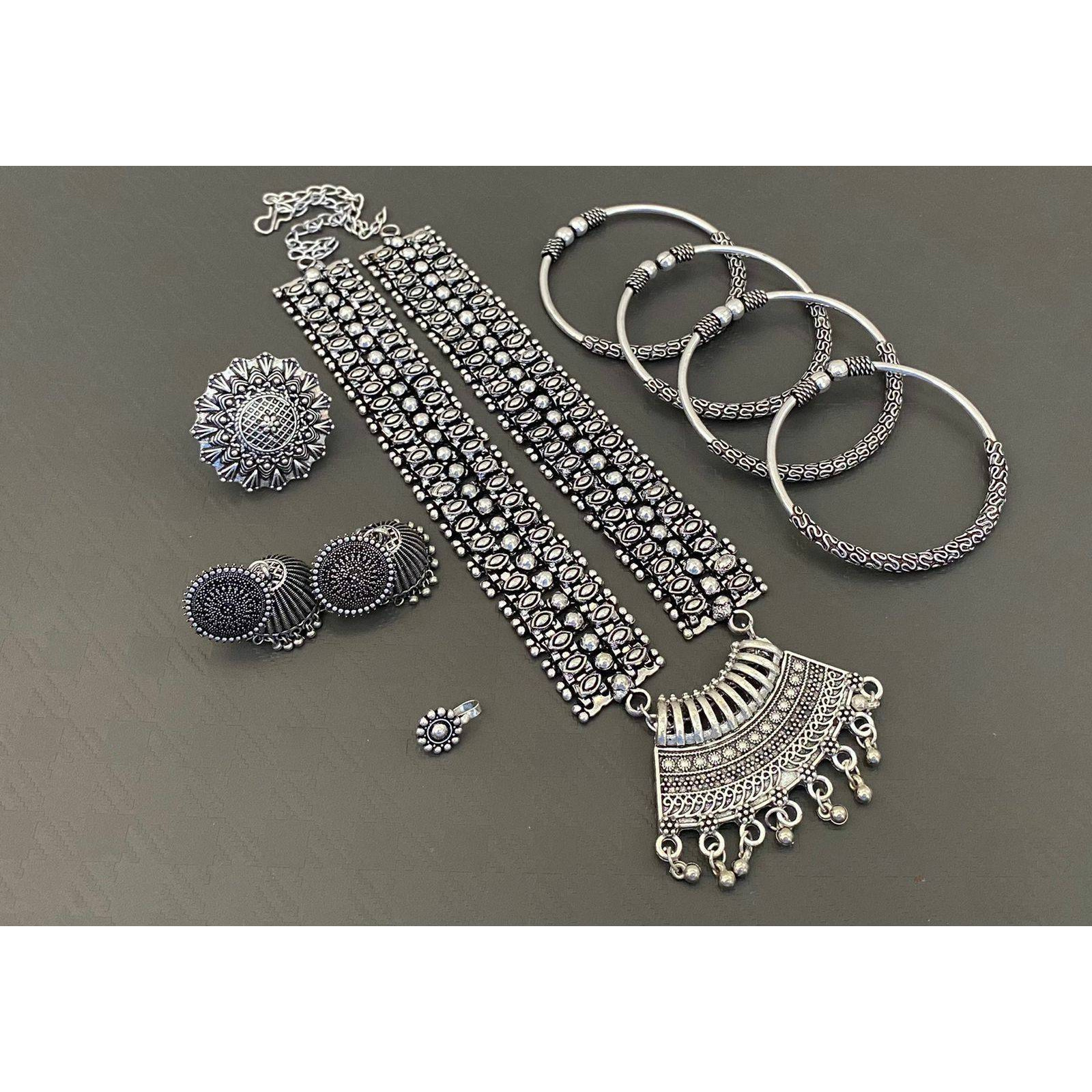 Oxidized Mirror Earrings, Indian Ethnic Long Earrings, Indian Silver Earrings, Oxidized Earrings, Earrings, Jhumki Earrings, Gifts For HerWomen love jewelry especially traditional jewelry fascinates women. So, Vastrabhushan has brought an amazing range of designs in jewelry that will sweep you off These current oxidized earrings are the latest and greatest in jewelry. Make your moment memorable with this range of earrings.DetailsHandmade itemDispatches from a small business in IndiaLocation E
