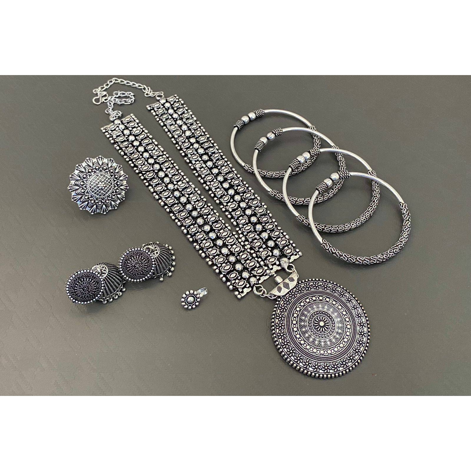 Oxidized Mirror Earrings, Indian Ethnic Long Earrings, Indian Silver Earrings, Oxidized Earrings, Earrings, Jhumki Earrings, Gifts For HerWomen love jewelry especially traditional jewelry fascinates women. So, Vastrabhushan has brought an amazing range of designs in jewelry that will sweep you off These current oxidized earrings are the latest and greatest in jewelry. Make your moment memorable with this range of earrings.DetailsHandmade itemDispatches from a small business in IndiaLocation E