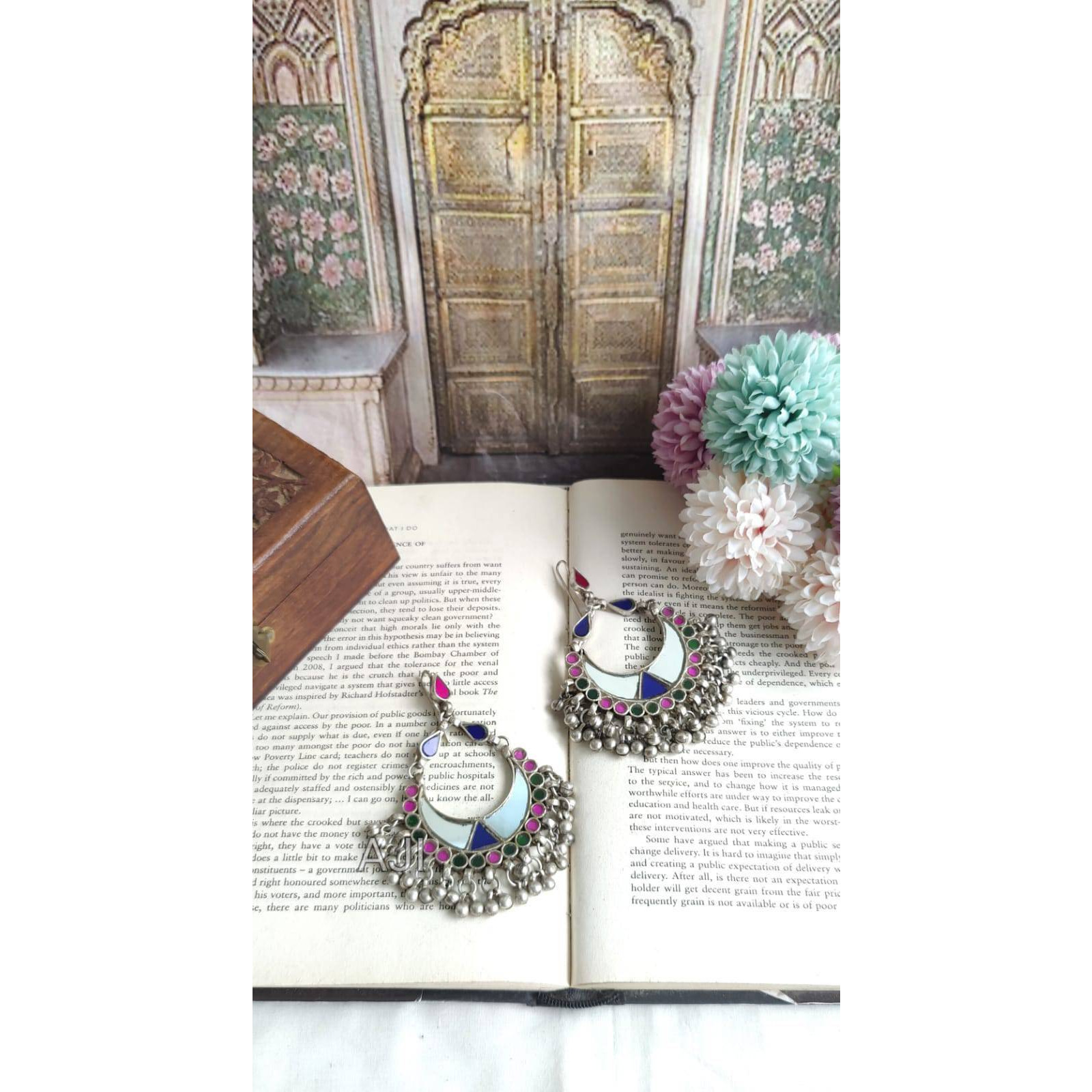 Rings are those quirky accessories that adds up to your style statement. This is where we present you the most stylish and vibrant collection of rings where you just cant go wrong. Get this beautiful spherical ring adored with a bunch of faux studs and beautiful art engraved over it. Make your presence felt with your stylish and elegant Rings.
