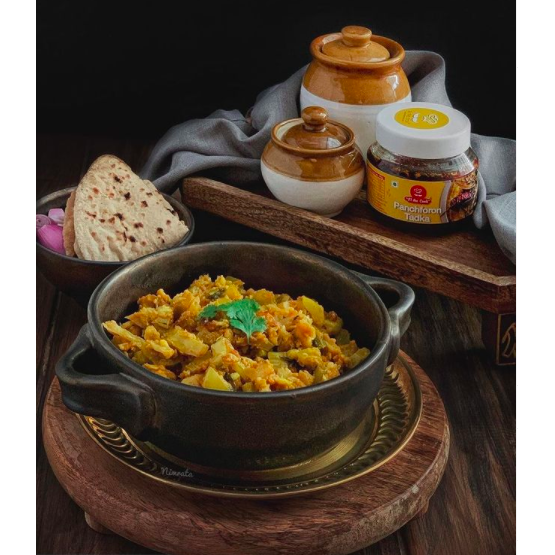 EL The Cook Ready-to-Use Bengali Tadka(CONCENRATED Whole Spice Tempering) for Vegetables & Fish, Indian Vegetables Seasoning, Super Saver Jar Pack, 6.34oz, Vegan, Gluten-Free (Flavor Bengali Tadka)