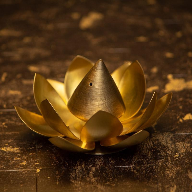 Classic Handmade Lotus Incense Stand