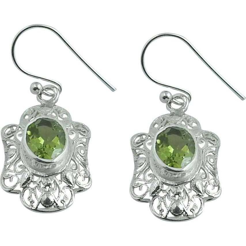 Classy Design!! 925 Silver Peridot Gemstone Earrings