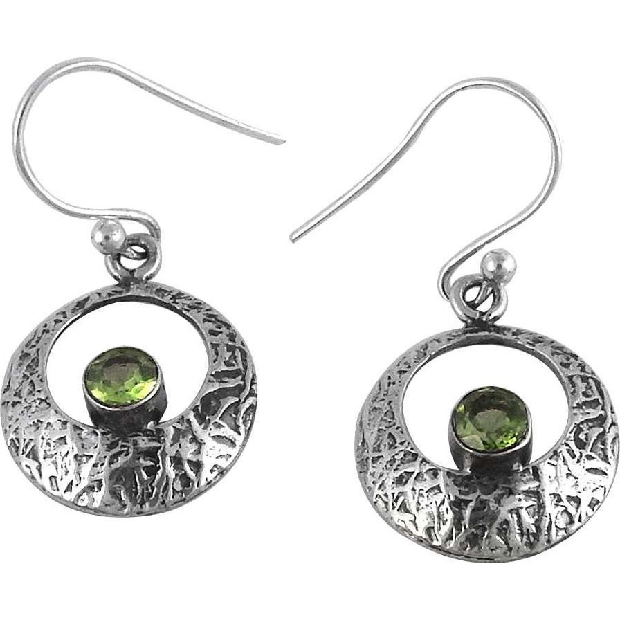 Charming ! Peridot 925 Sterling Silver Earrings