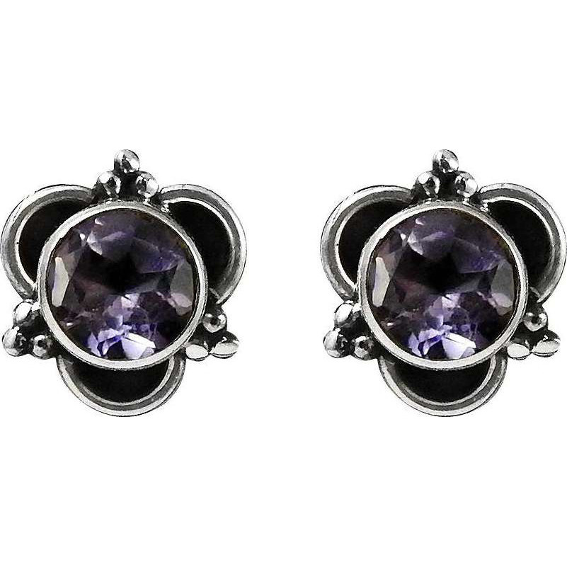 Manamohak 925 Sterling Silver Amethyst Studs