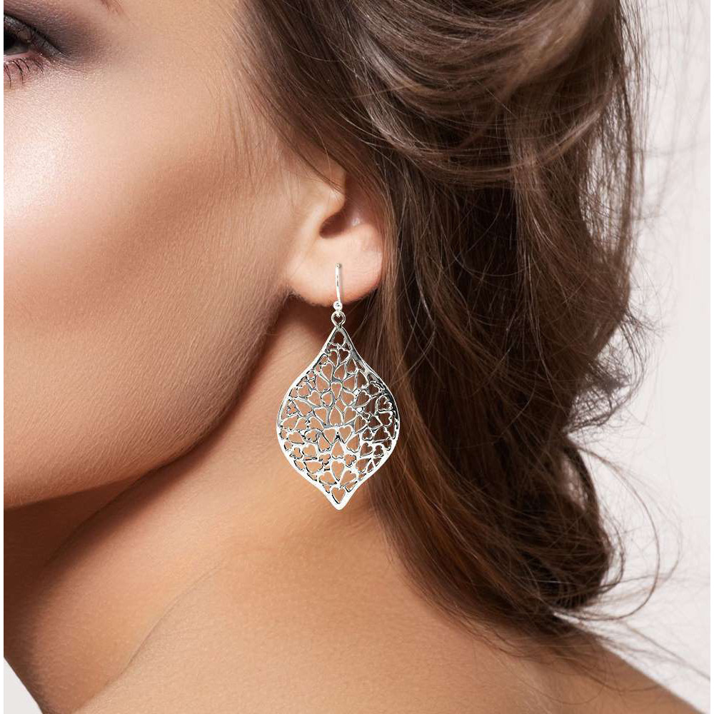 Beautiful Design!! 925 Sterling Silver Earrings