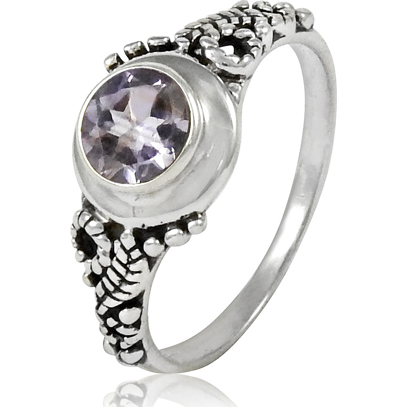 Charming 925 Sterling Silver Amethyst Ring