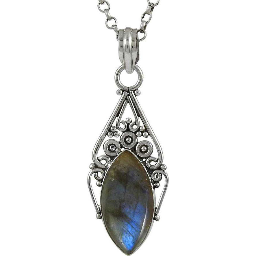 So In Love !! 925 Sterling Silver Labradorite Pendant