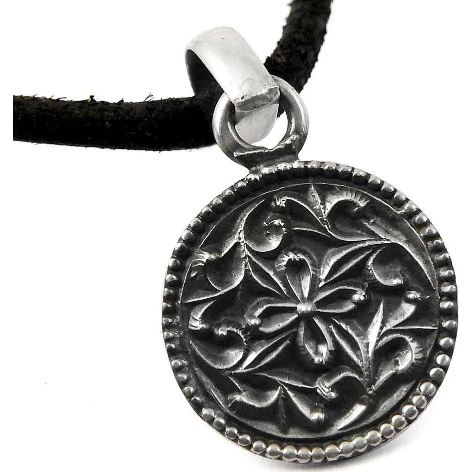 Stylish Design!! 925 Sterling Silver Pendant