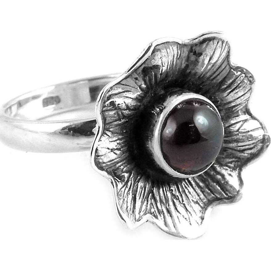 Fantastic 925 Silver Garnet Ring