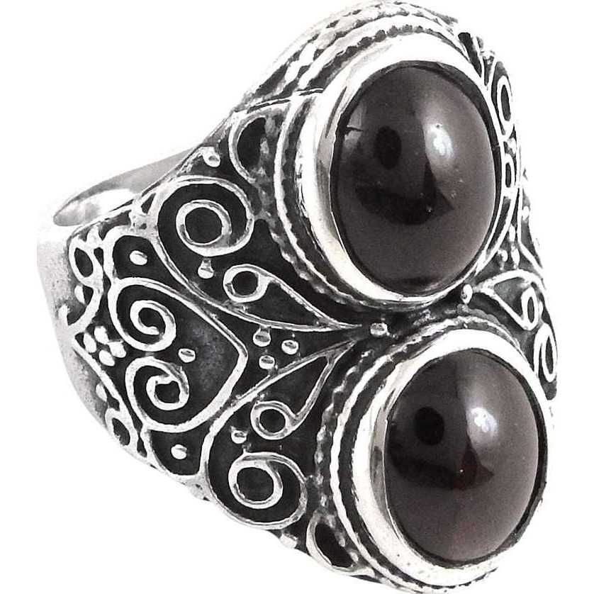 Passionate Love 925 Silver Garnet Ring