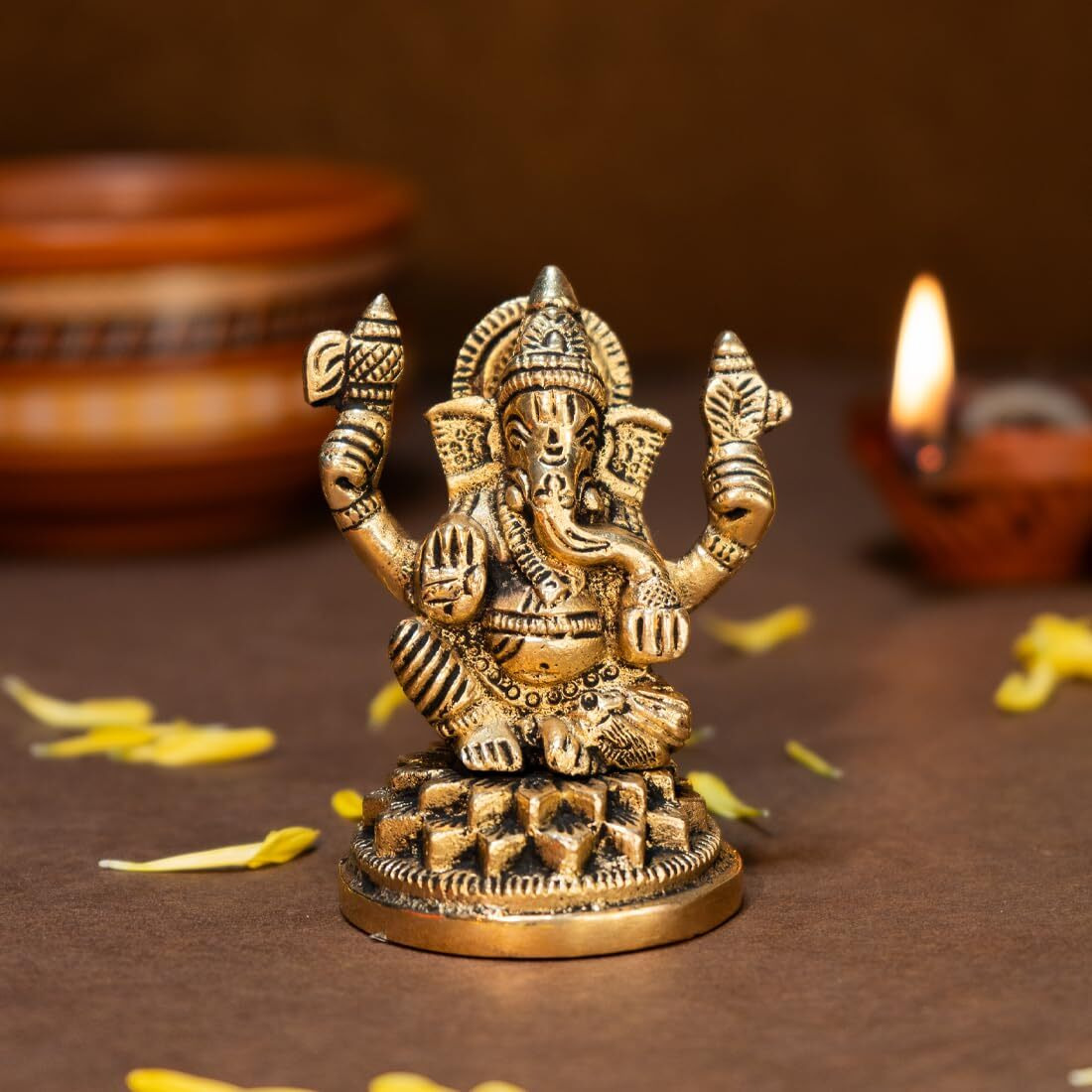 Ekhasa 100% Pure Brass Ganesha Idol (Size 8.4 cm) | Pital Ganesh Murti for Pooja Room, Home Decor, Office Desk and Car Dashboard | Vinayagar Statue for Diwali Puja