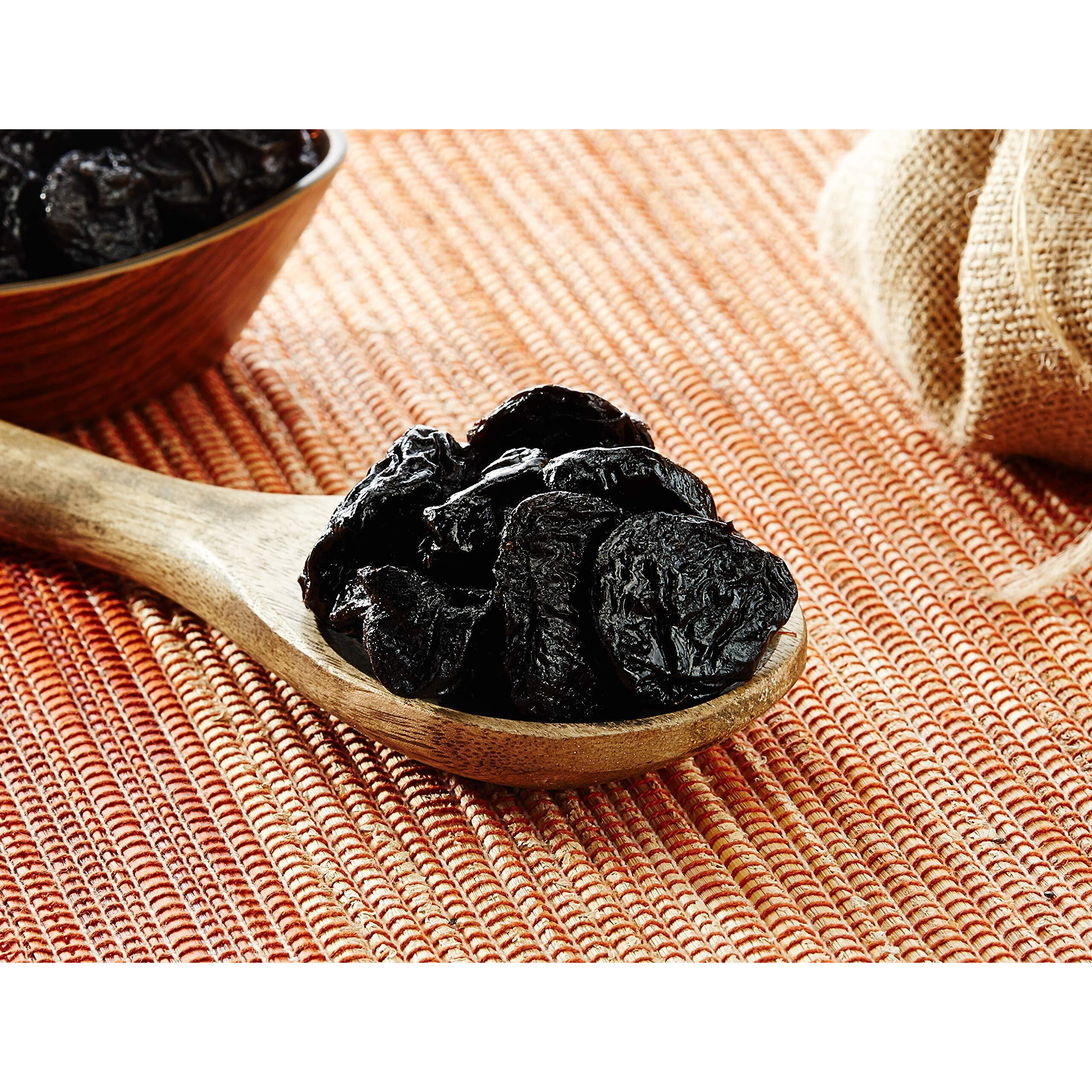Amazon Brand - Vedaka Premium Prunes | High in Dietary Fiber | 500g
