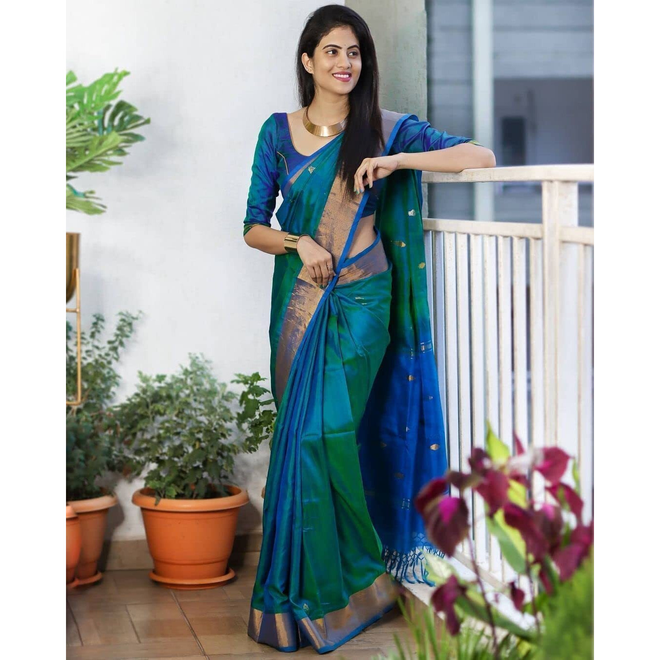 SGF11- Womens Kanjivaram Zari Woven Soft Silk Saree With Unstiched Blouse Piece (Rama Green)