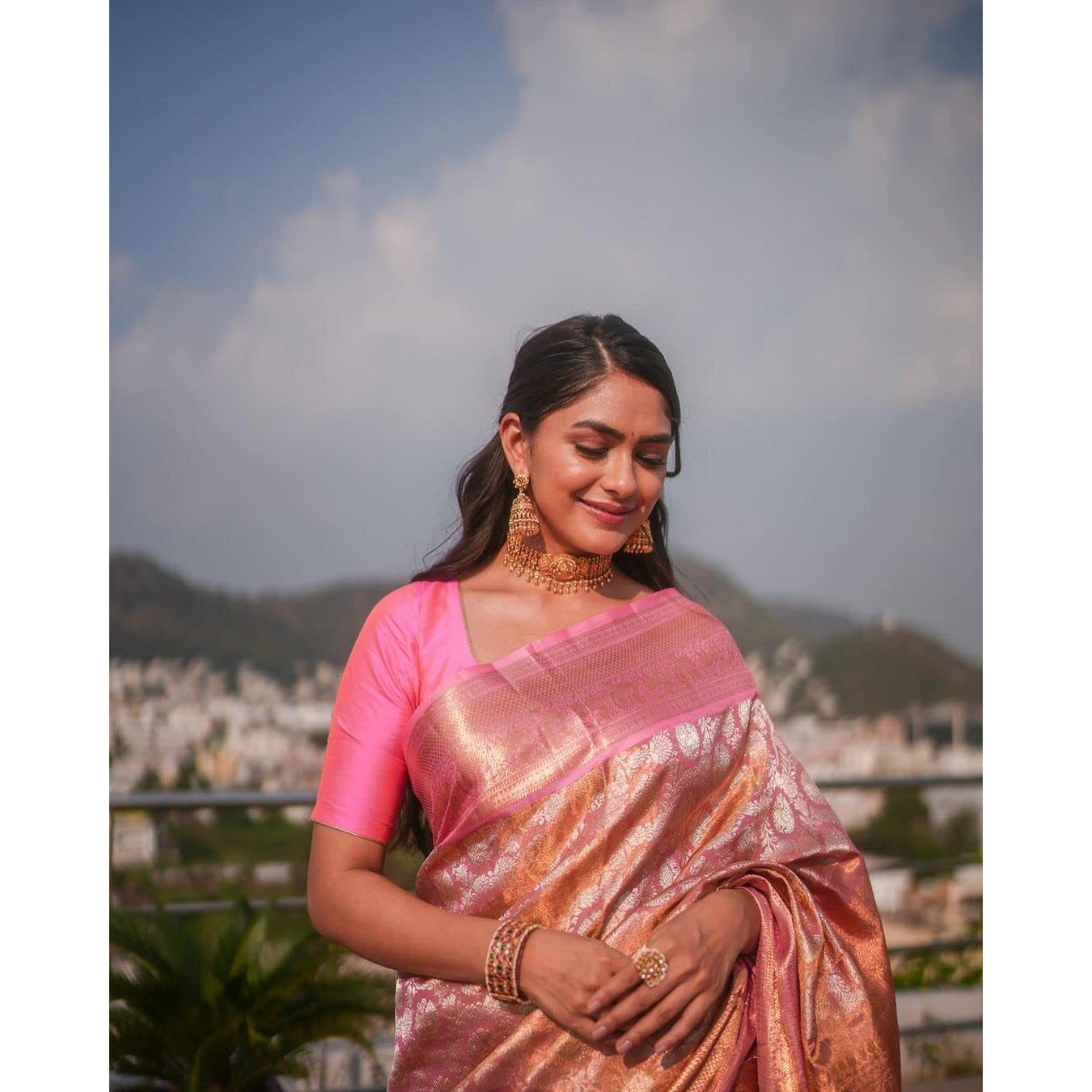 SGF11- Womens Kanjivaram Pure Zari Woven Soft Silk Saree With Blouse Piece (Orange Pink)