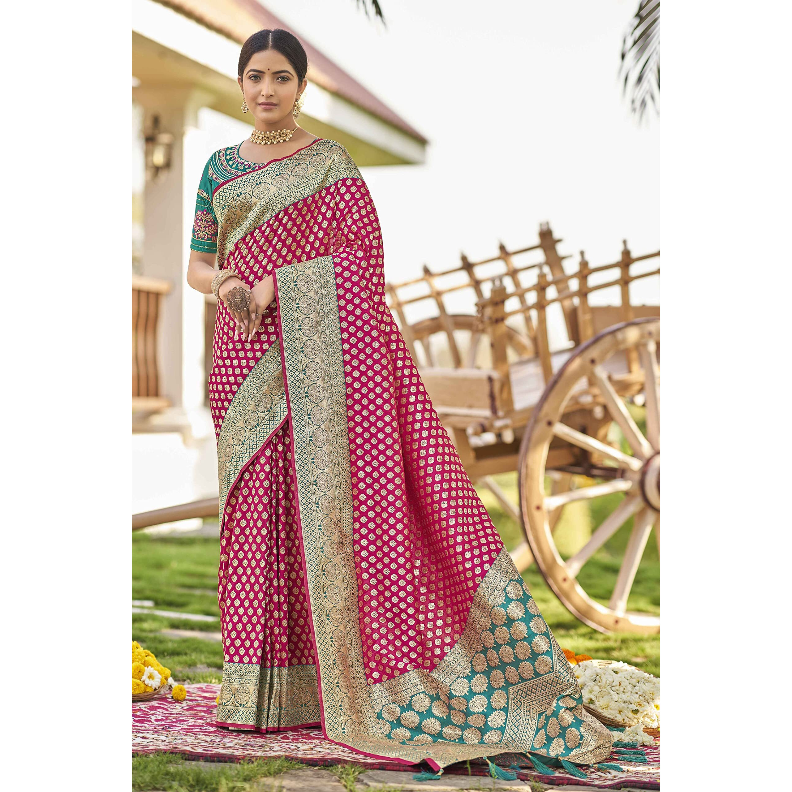 MANOHARI adorable woven pattern Banarasi Silk saree for women with Blouse Piece_MN1737
