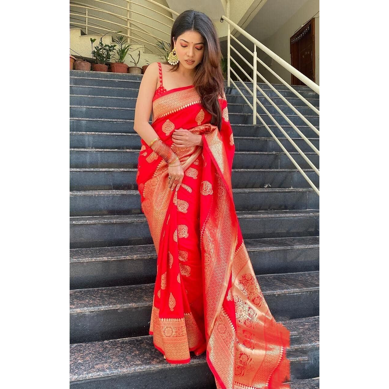 Yashika Womens Trendy Banarasi Kanjivaram Red Color Saree with Blouse Material(AZ-YS-P1-SAKINA RED)